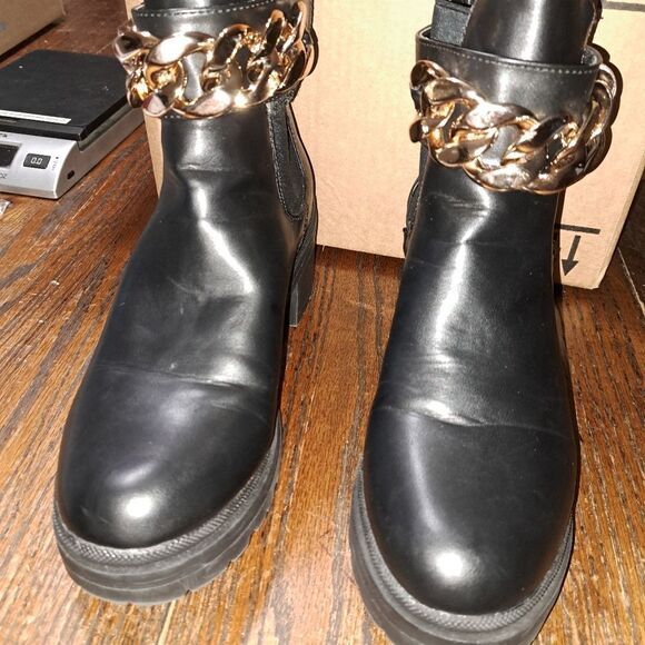 Size 11 H Halston Black Manila Gold Chain Lug Sole Bootie Chunky Boots - Picture 8 of 10